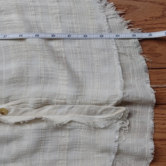 Kimchi Blue Allison Frayed Botton Down Tunic - Picture 14 of 16